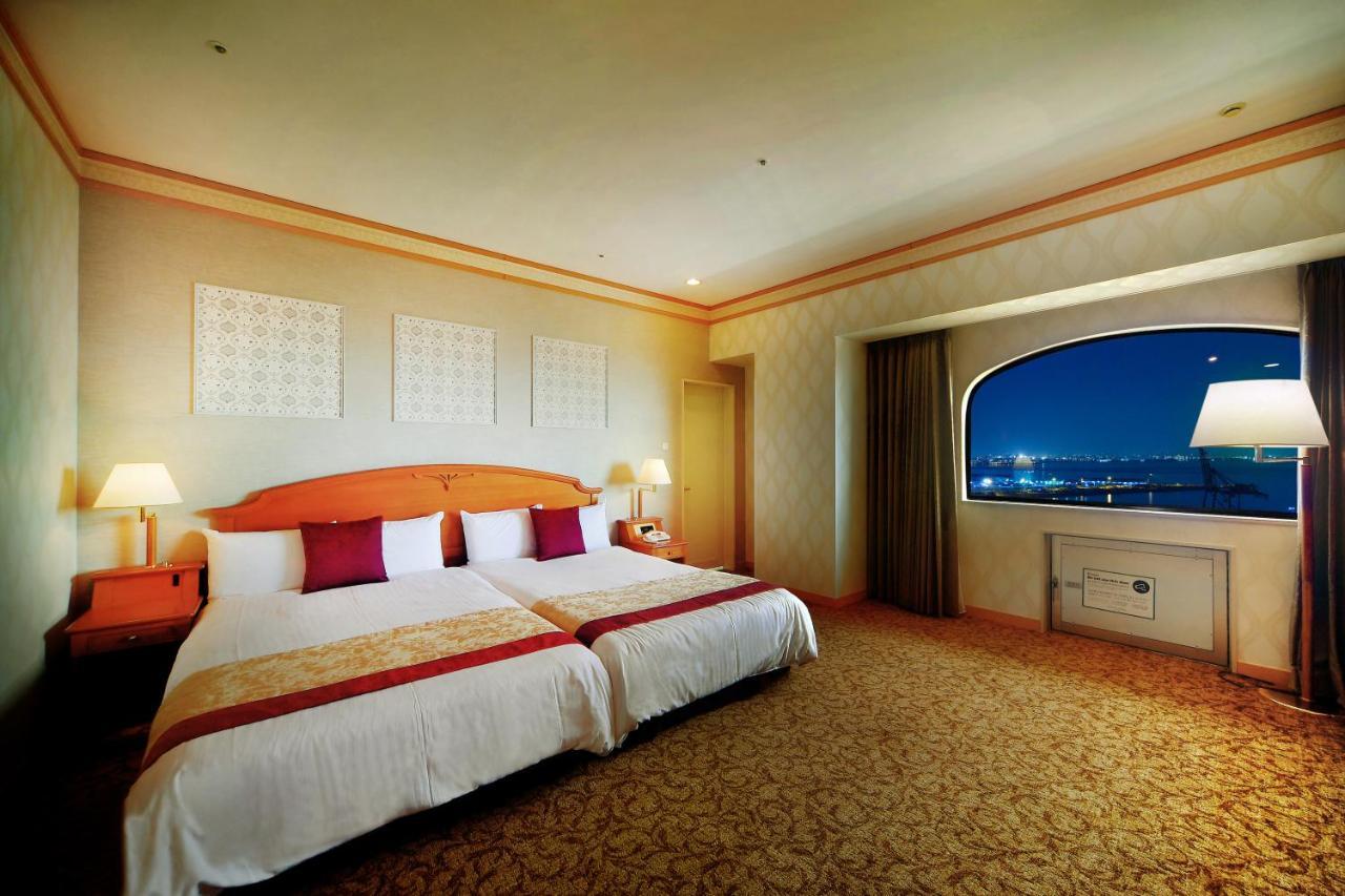 Plaza Hotel Kobe