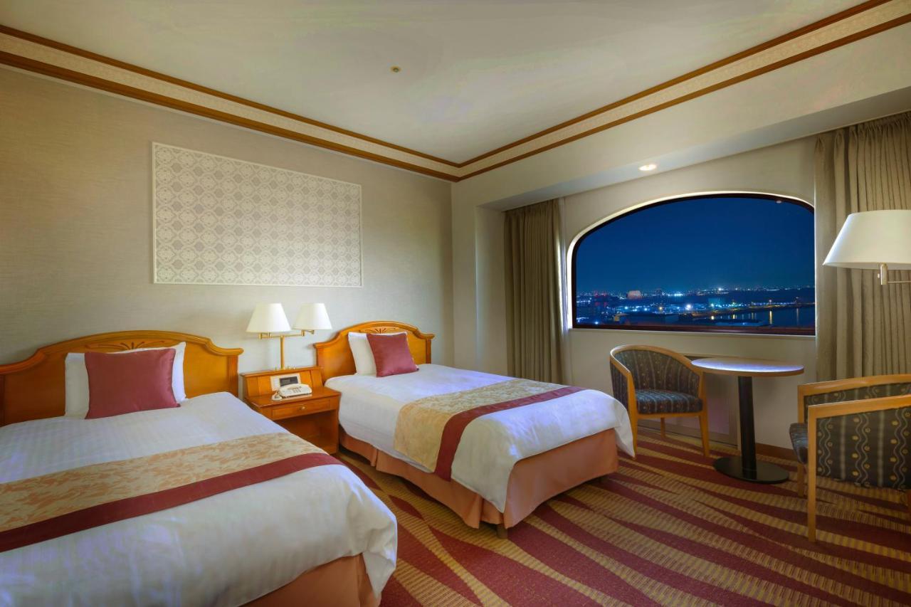 Hotel Plaza Kōbe